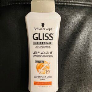 Schwarzkopf GLISS Ultra Moisture shampoo